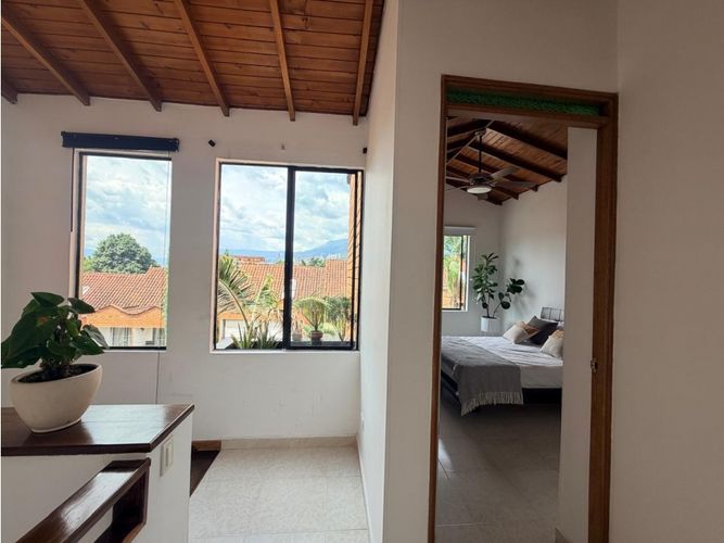 Casa de 3 alcobas en venta en El Dorado, Envigado, 130 m² · foto 11 de 16