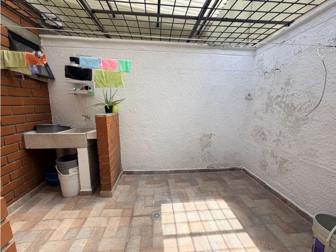 Casa de 3 alcobas en venta en El Dorado, Envigado, 130 m² · foto 16 de 16