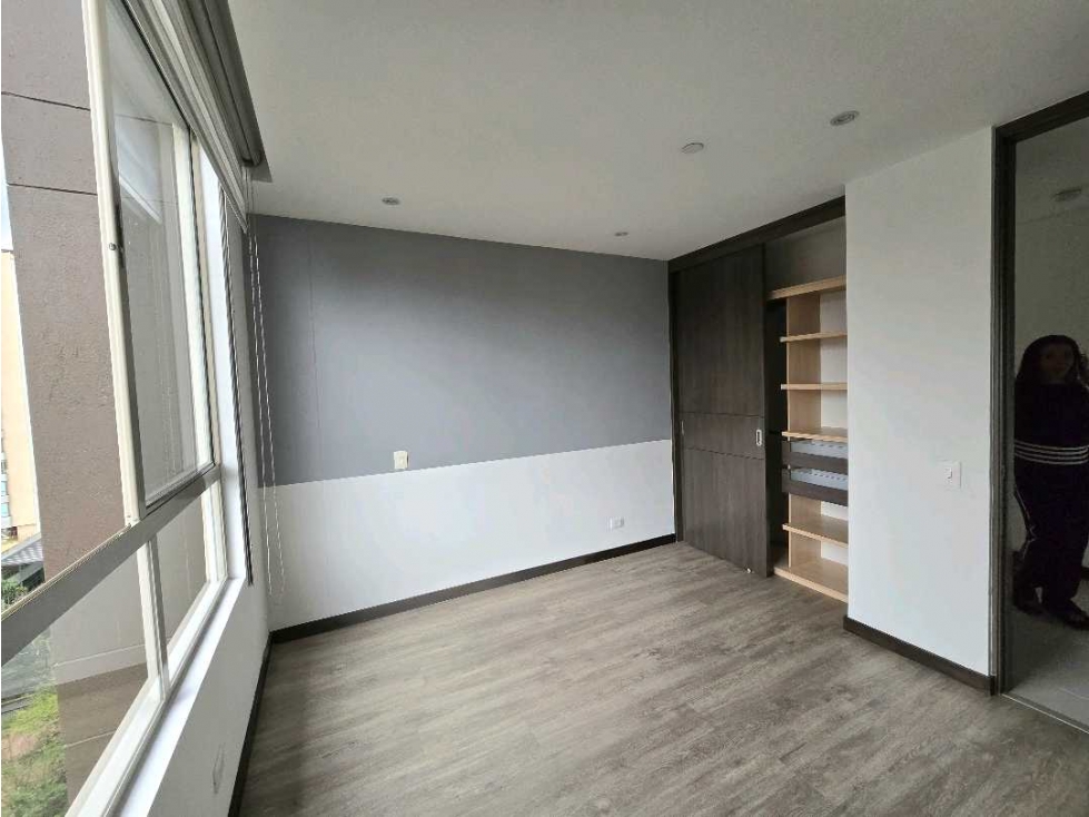 Apartamento en venta en Lalinde, Medellín · foto 4 de 9