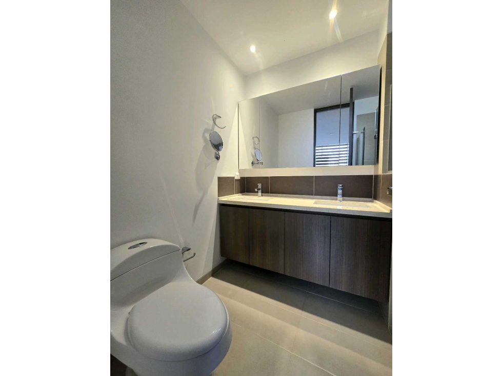 Apartamento en venta en Lalinde, Medellín · foto 5 de 9