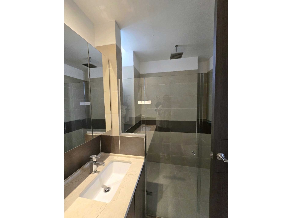 Apartamento en venta en Lalinde, Medellín · foto 6 de 9