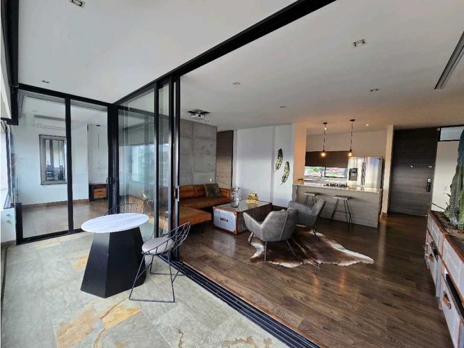 Apartamento de 2 alcobas en venta en San Lucas, Medellín, 111 m² · foto 2 de 22