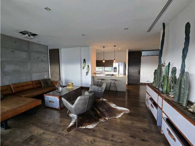 Apartamento de 2 alcobas en venta en San Lucas, Medellín, 111 m² · foto 3 de 22