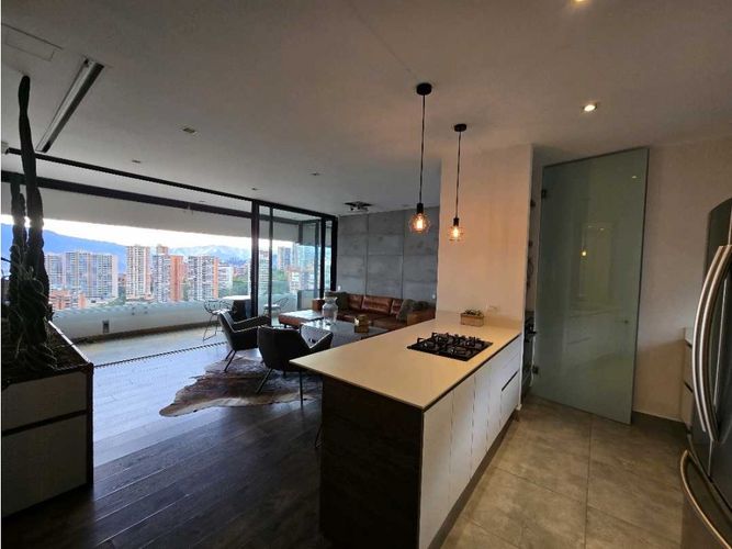 Apartamento de 2 alcobas en venta en San Lucas, Medellín, 111 m² · foto 7 de 22