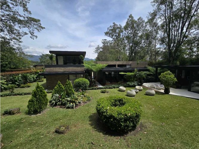 Casa de 4 alcobas en venta en Llano Grande, Rionegro, 620 m² · foto 6 de 24