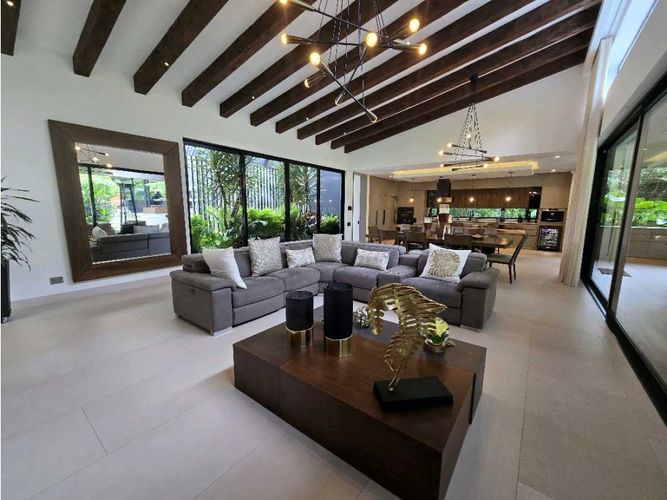 Casa de 4 alcobas en venta en Llano Grande, Rionegro, 620 m² · foto 12 de 24