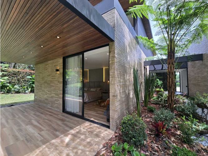 Casa de 4 alcobas en venta en Llano Grande, Rionegro, 620 m² · foto 20 de 24