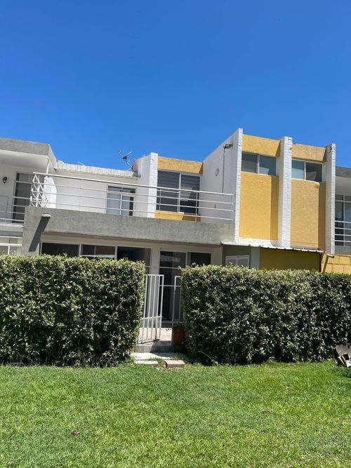 Casa de 3 alcobas en venta en Portales De Castillo, Jamundí, 200 m² · foto 1 de 14