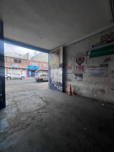 Casa de 3 alcobas en venta en Colombia, Bogotá, 224 m² · foto 2 de 5