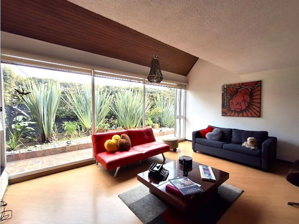 Casa en venta en Los Andes, Bogotá · foto 3 de 24