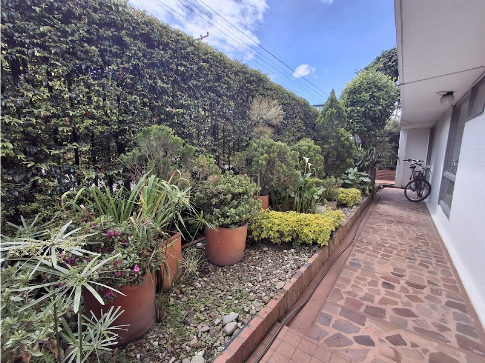 Casa en venta en Los Andes, Bogotá · foto 8 de 24