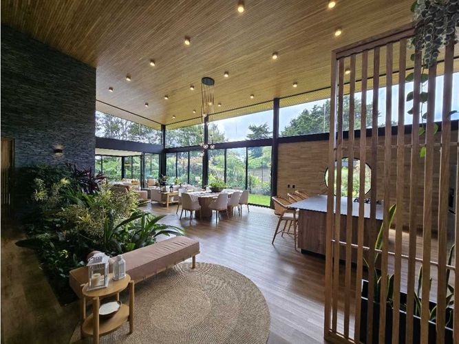 Casa de 4 alcobas en venta en Las Palmas, Envigado, 380 m² · foto 5 de 24