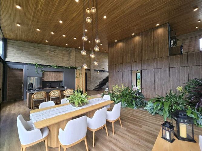 Casa de 4 alcobas en venta en Las Palmas, Envigado, 380 m² · foto 8 de 24