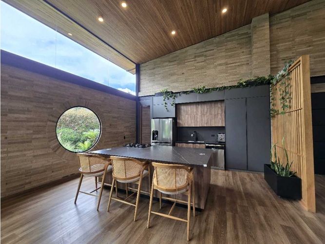 Casa de 4 alcobas en venta en Las Palmas, Envigado, 380 m² · foto 9 de 24