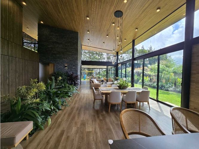 Casa de 4 alcobas en venta en Las Palmas, Envigado, 380 m² · foto 10 de 24