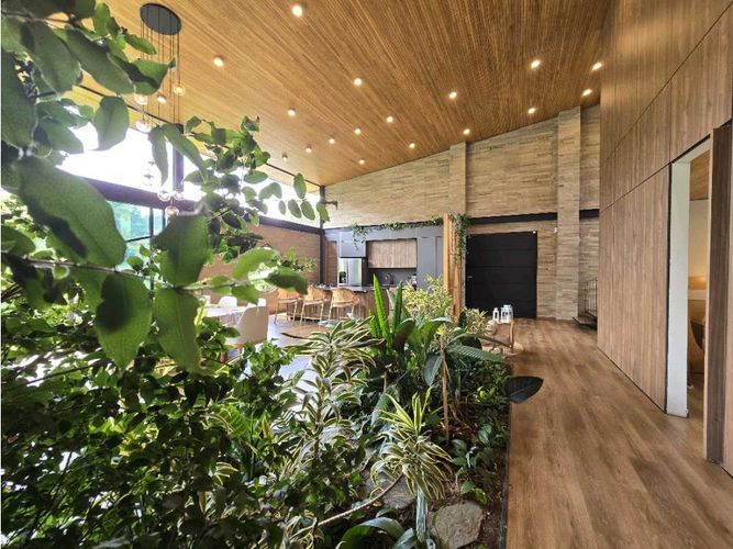 Casa de 4 alcobas en venta en Las Palmas, Envigado, 380 m² · foto 19 de 24