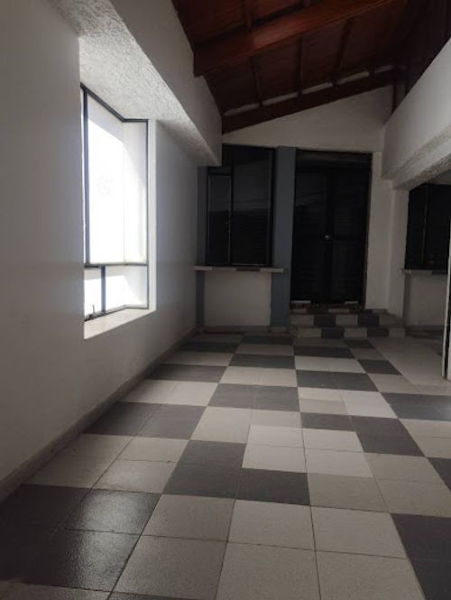 Local en arriendo en La Portada, La Calera, 138 m² · foto 2 de 20
