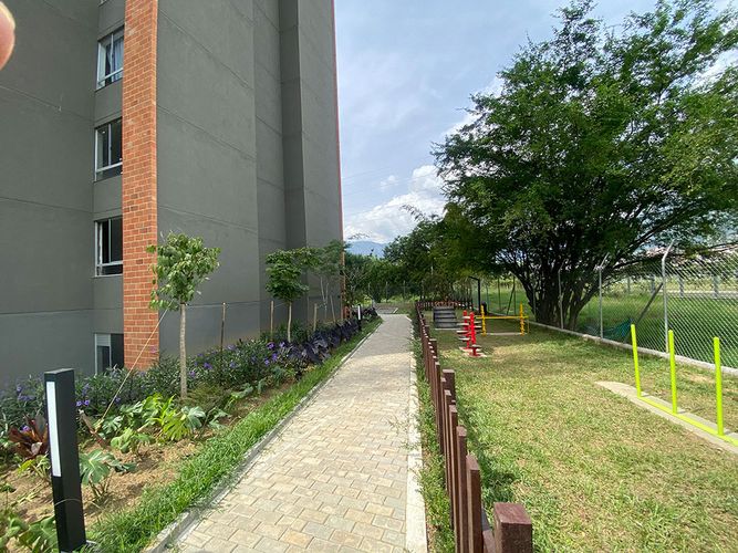 Apartamento de 3 alcobas en venta en Bello, 72 m² · foto 7 de 12