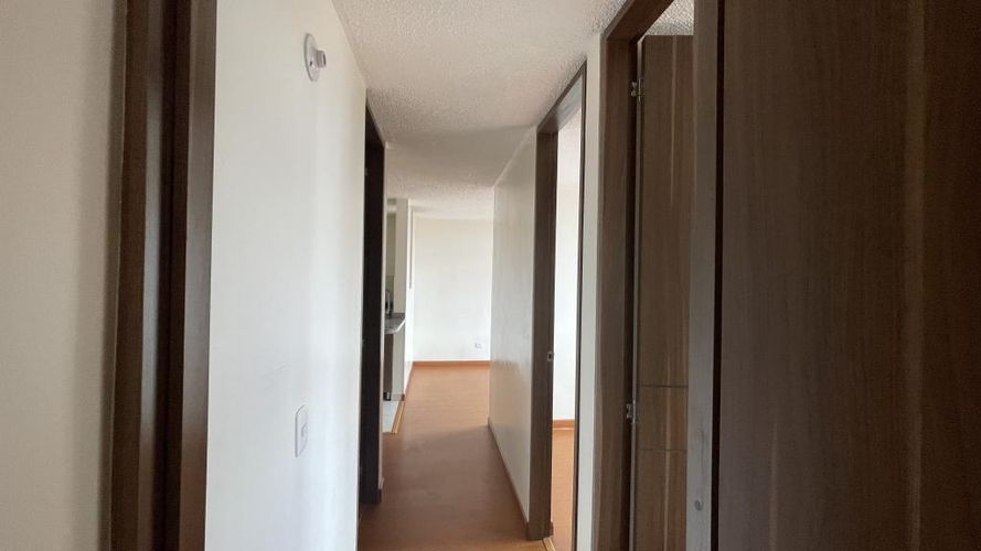 Apartamento de 3 alcobas en arriendo en Fac, Madrid, 49 m² · foto 22 de 23