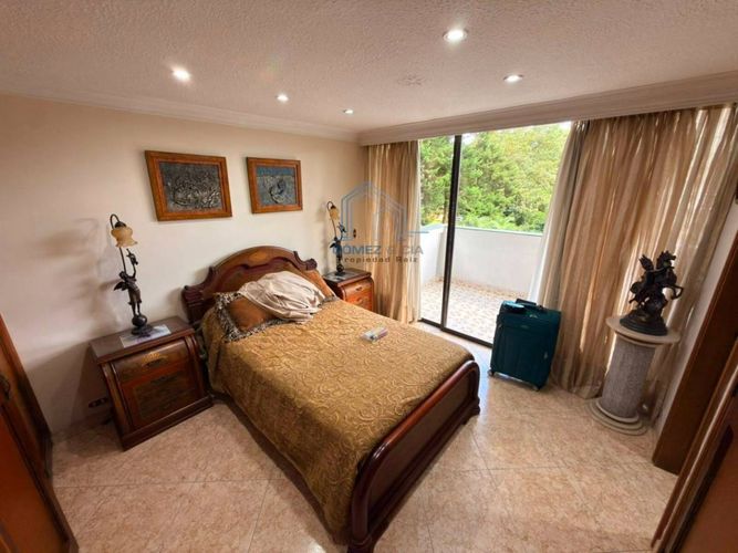 Apartamento de 3 alcobas en venta en Los Balsos, Medellín, 200 m² · foto 16 de 24