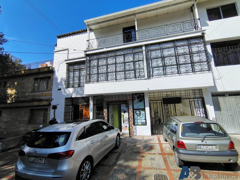 7BR House in Calasanz (260 m²)