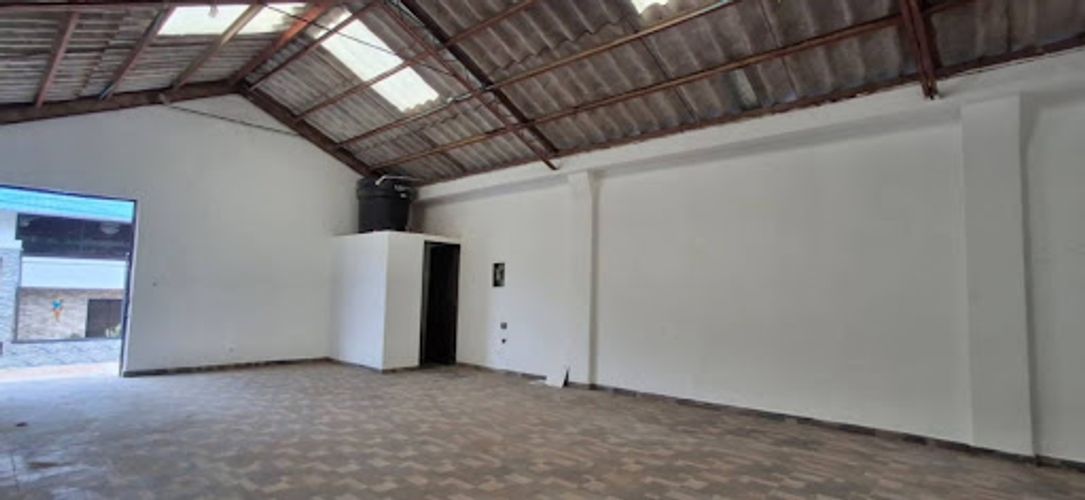 Local en arriendo en La Portada, La Calera, 51 m² · foto 2 de 5