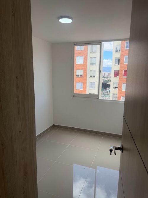 Apartamento de 3 alcobas en venta en Fontibon, Bogotá, 49 m² · foto 7 de 19