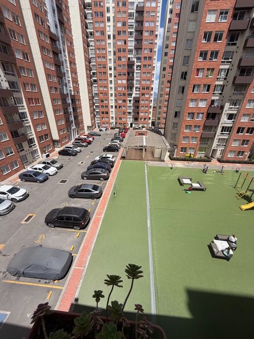 Apartamento de 3 alcobas en venta en Fontibon, Bogotá, 49 m² · foto 18 de 19