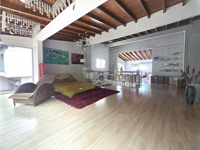 Oficina en arriendo en Patio Bonito, Medellín, 432 m² · foto 6 de 12
