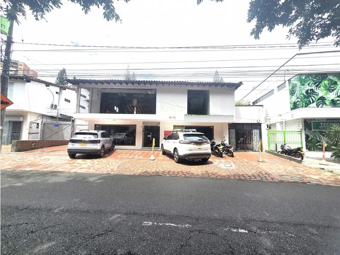 Oficina en arriendo en Patio Bonito, Medellín, 432 m² · foto 12 de 12