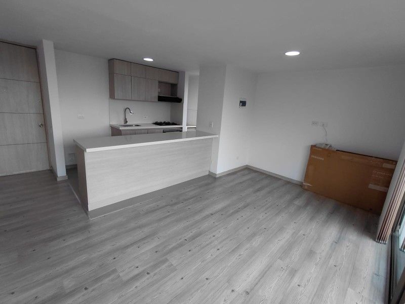 2BR Apartment in Suramerica (62 m²) - 2