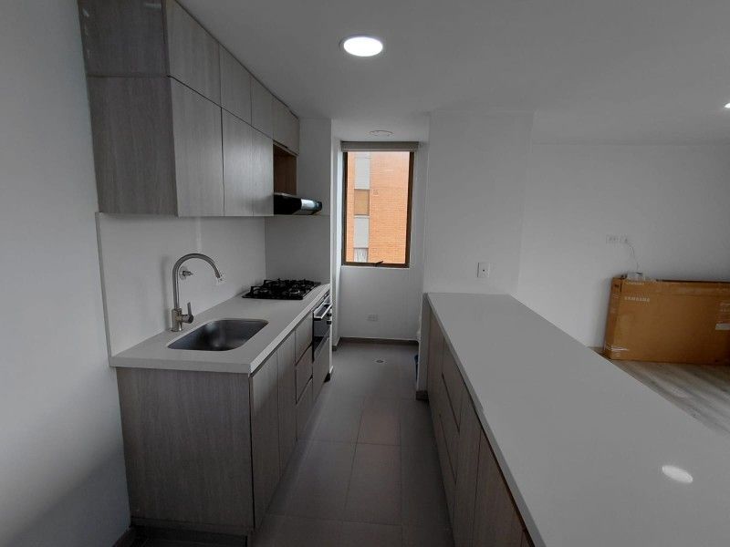 2BR Apartment in Suramerica (62 m²) - 4