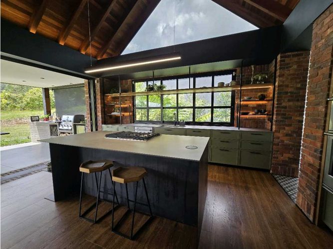 Casa de 3 alcobas en venta en Las Palmas, Envigado, 450 m² · foto 5 de 24