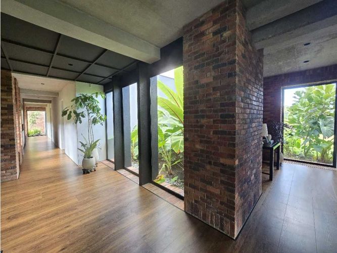 Casa de 3 alcobas en venta en Las Palmas, Envigado, 450 m² · foto 7 de 24