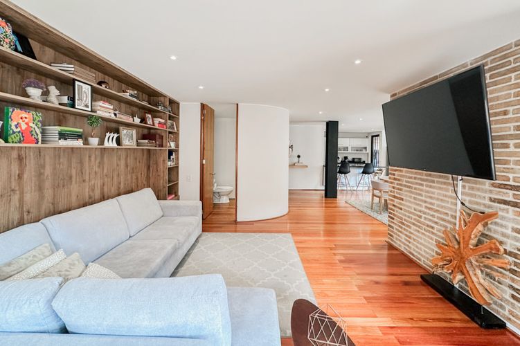 Apartamento en venta en Chicó Alto, Bogotá · foto 3 de 21