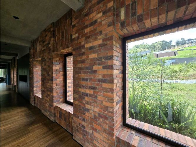 Casa de 3 alcobas en venta en Las Palmas, Envigado, 450 m² · foto 12 de 24