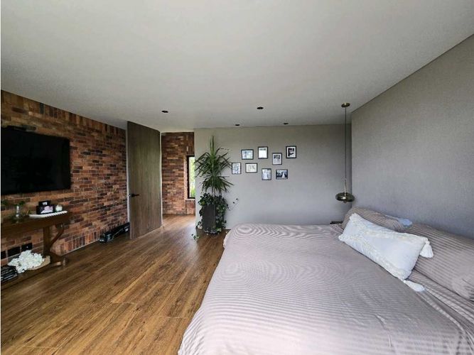 Casa de 3 alcobas en venta en Las Palmas, Envigado, 450 m² · foto 16 de 24