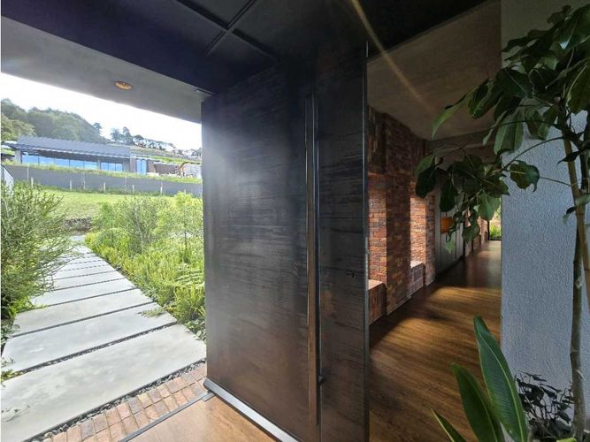 Casa de 3 alcobas en venta en Las Palmas, Envigado, 450 m² · foto 22 de 24