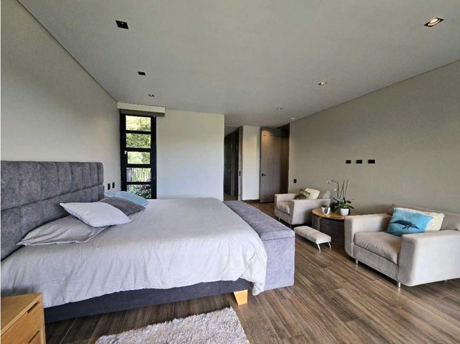 Casa de 3 alcobas en venta en Las Palmas, Envigado, 420 m² · foto 21 de 24
