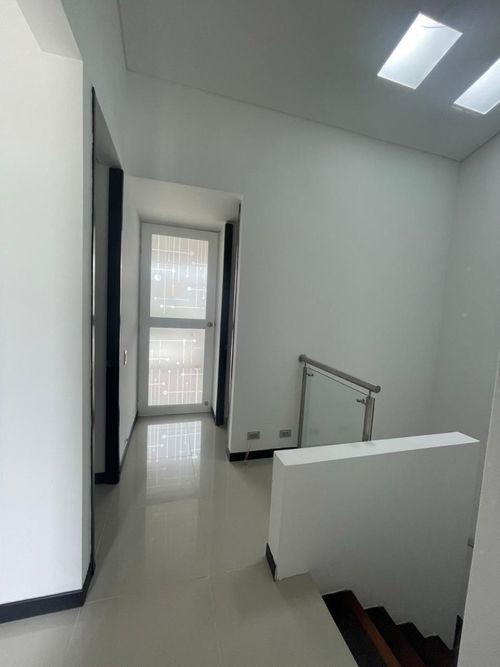Casa de 4 alcobas en venta en El Castillo, Jamundí, 344 m² · foto 11 de 19