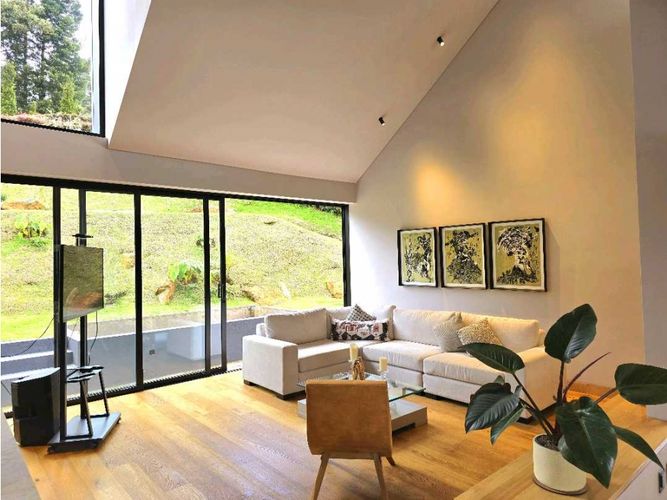 Casa de 4 alcobas en venta en Las Palmas, Envigado, 546 m² · foto 5 de 24