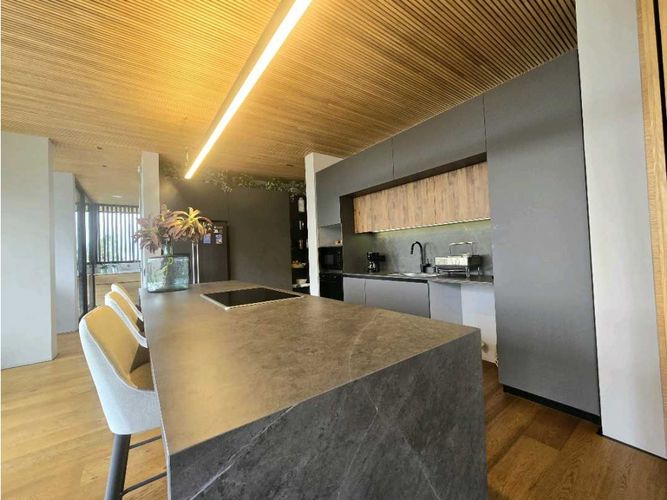 Casa de 4 alcobas en venta en Las Palmas, Envigado, 546 m² · foto 11 de 24