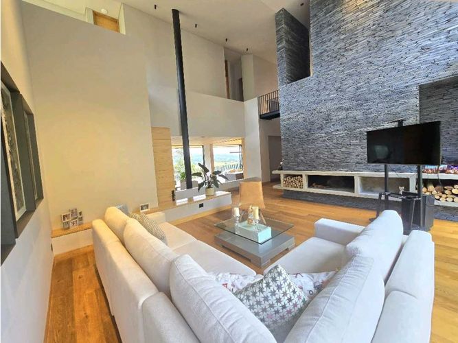Casa de 4 alcobas en venta en Las Palmas, Envigado, 546 m² · foto 12 de 24