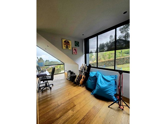 Casa de 4 alcobas en venta en Las Palmas, Envigado, 546 m² · foto 13 de 24