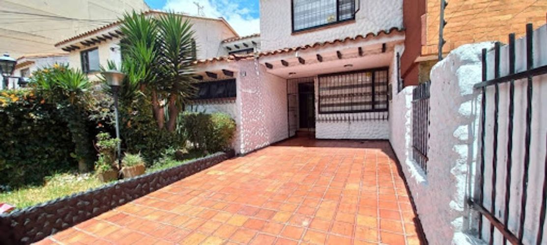Casa en Arriendo en Santa Paula, Bogotá