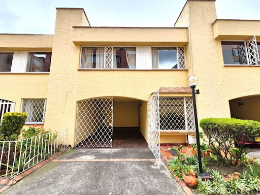 Casa en Arriendo en Cedritos, Bogotá en Los Cedros