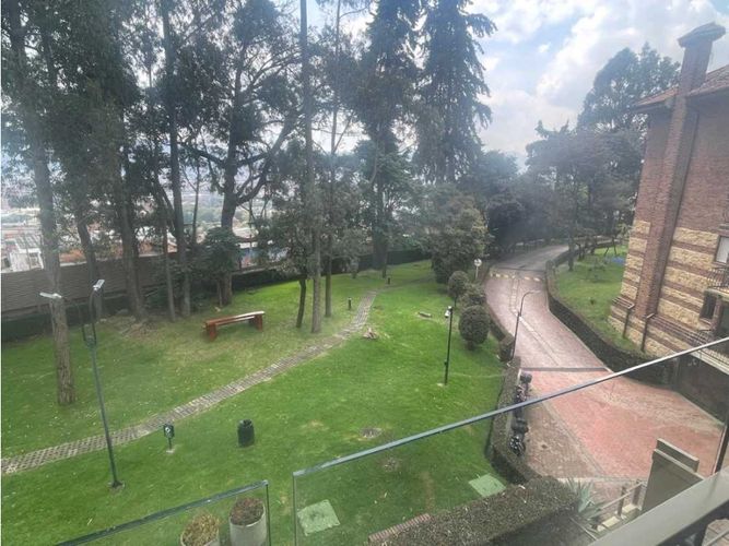 Apartamento de 3 alcobas en venta en Cerros De Suba, Bogotá, 224 m² · foto 5 de 24