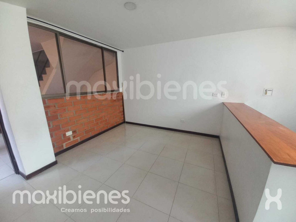 1BR Apartment in Calasanz (30 m²) - 2