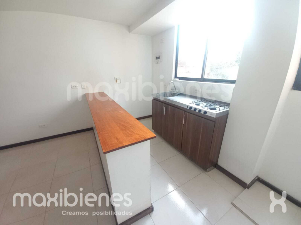 1BR Apartment in Calasanz (30 m²) - 3