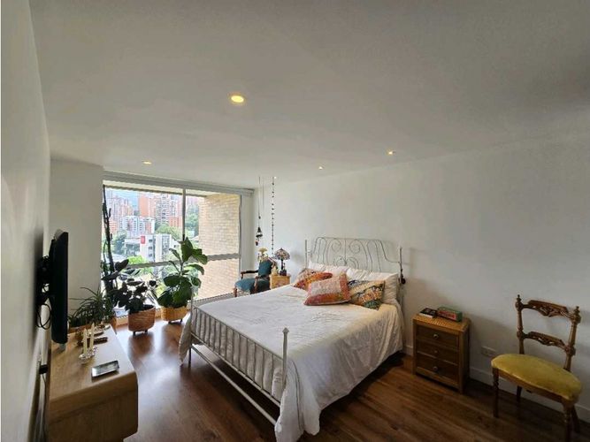 Apartamento de 2 alcobas en venta en Provenza, Medellín, 99 m² · foto 10 de 21